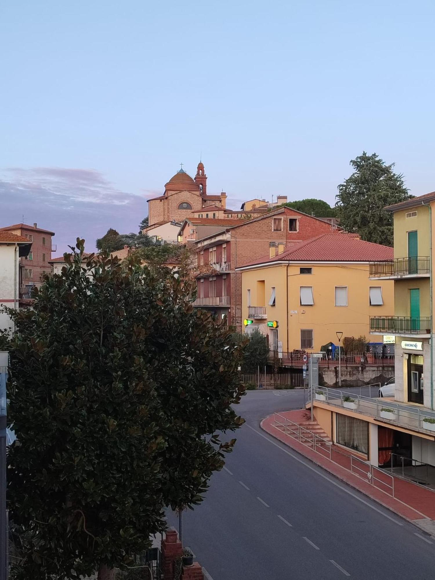 Via Roma 34 Castiglione del Lago Exterior foto
